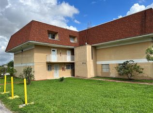 250 NW 107th Ave APT 207, Miami, FL 33172