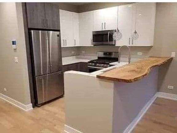 2nd image of 5629 W Higgins Ave #A