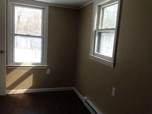 4th image of 707 S Northern Blvd APT B