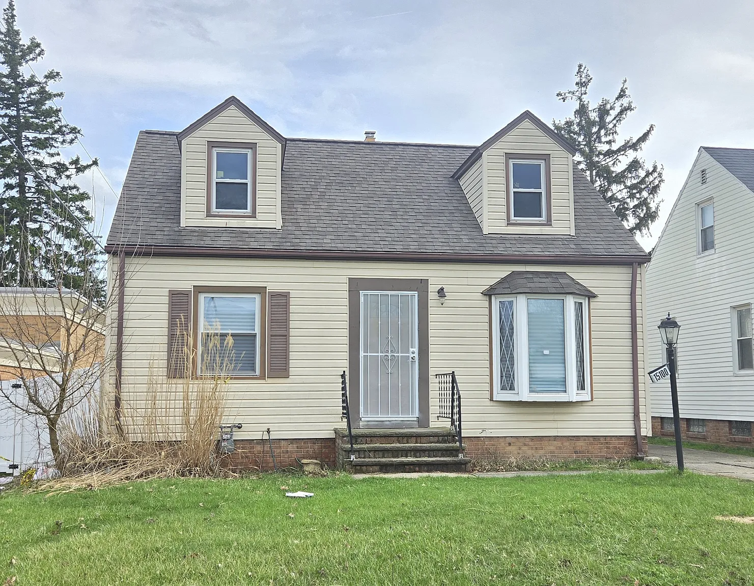 15100 Brunswick Ave photo 1