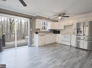 580 Evergreen Ct, Lusby, MD 20657