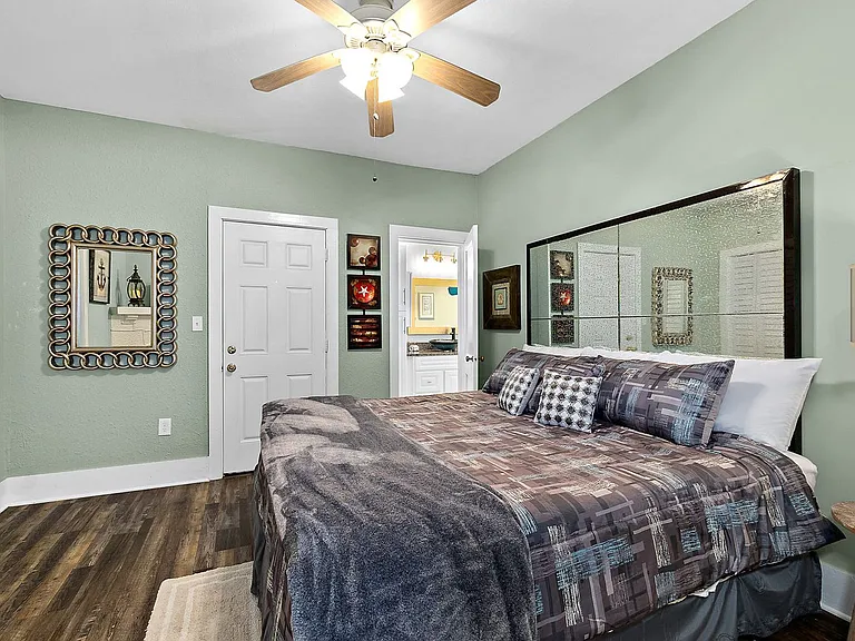 Bedroom