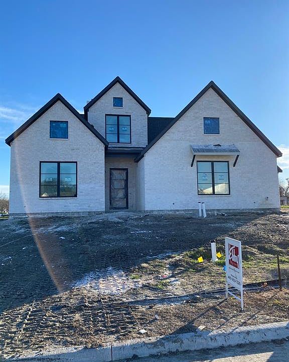 1st image of 1207 Chapel Dr