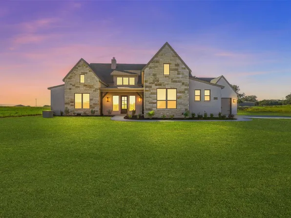 231 Sweetgrass Dr, Poolville, TX 76487