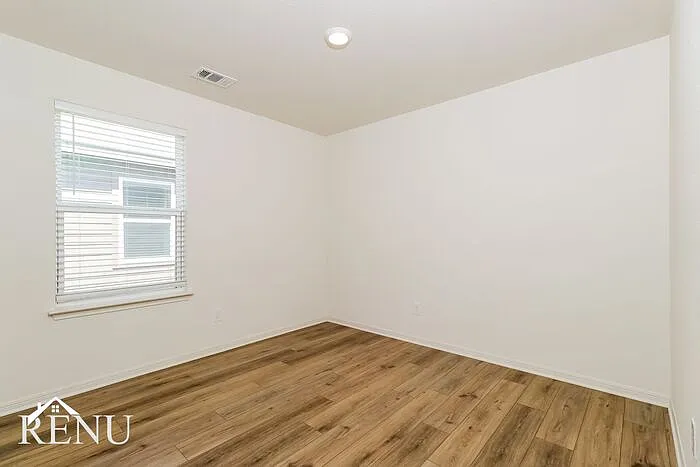 329 Sunnymeade Ln — Photo 11
