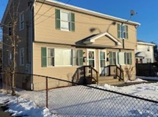 735 Saint James Ave, Springfield, MA 01104