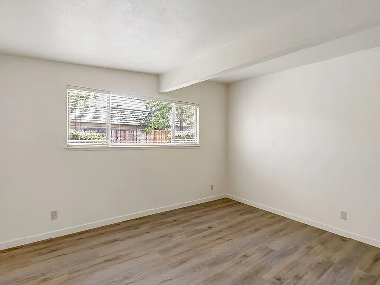 406 Scripps Dr — Photo 24
