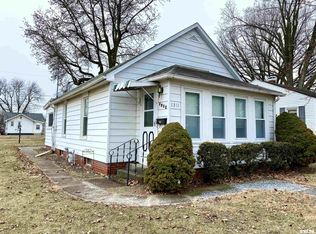 1311 Short 8th St, Lincoln, IL 62656