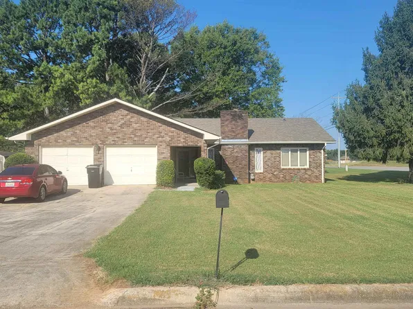 100 Murray Dr, Muscle Shoals, AL 35661