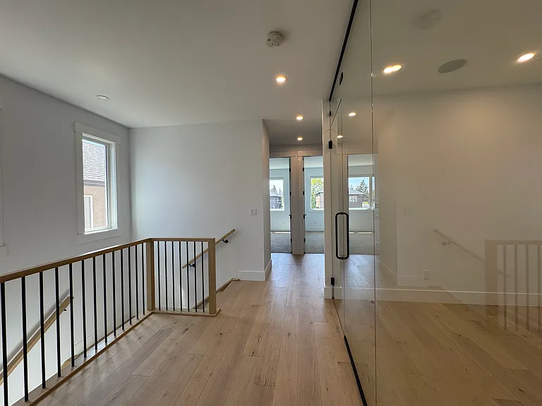 521 23rd Ave NE #521A — Photo 22