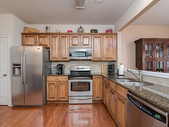 5th image of 8975 Kirkley View Ct #89