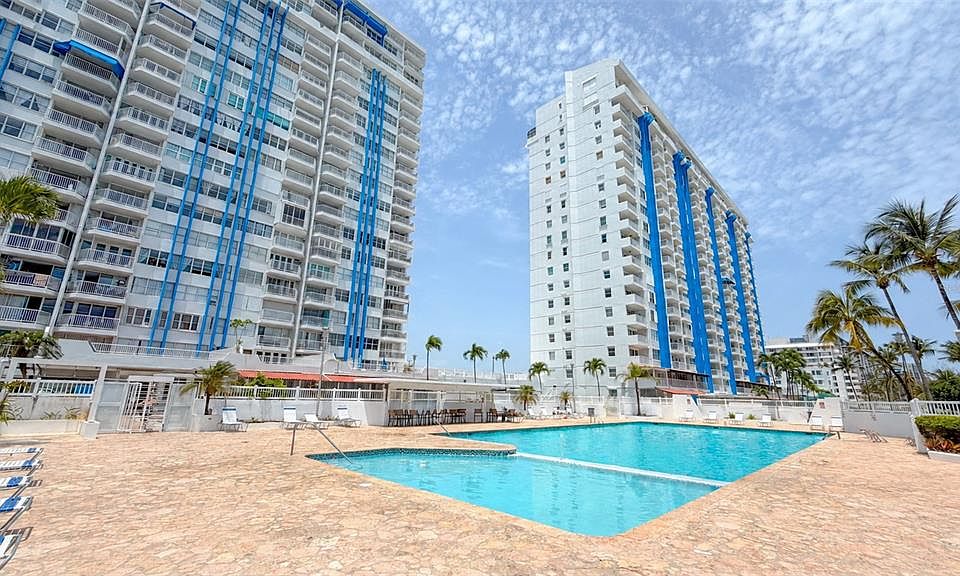 1st image of 5349 AVE. ISLA VERDE #601