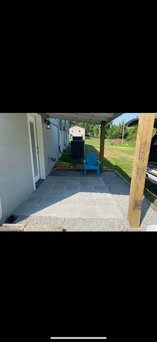 Private entrance to apartment - 5743 Dr Thomas Walker Rd
