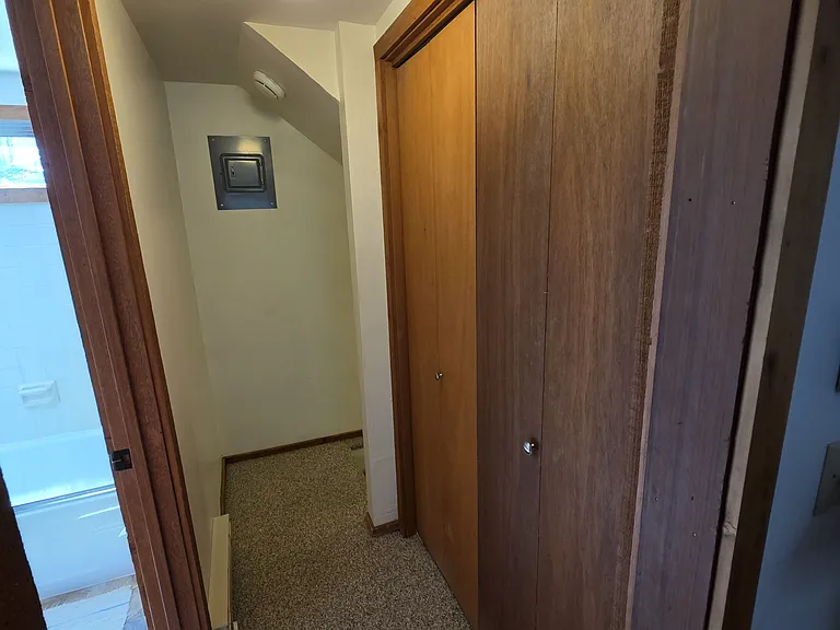 280 3rd Ave #21 — Photo 9