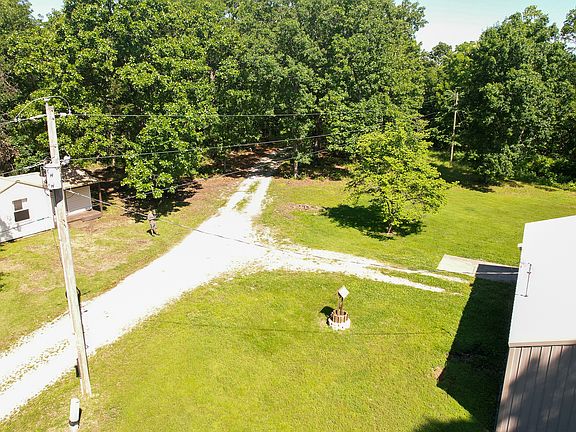 5th image of 8870 NE 1275th Rd