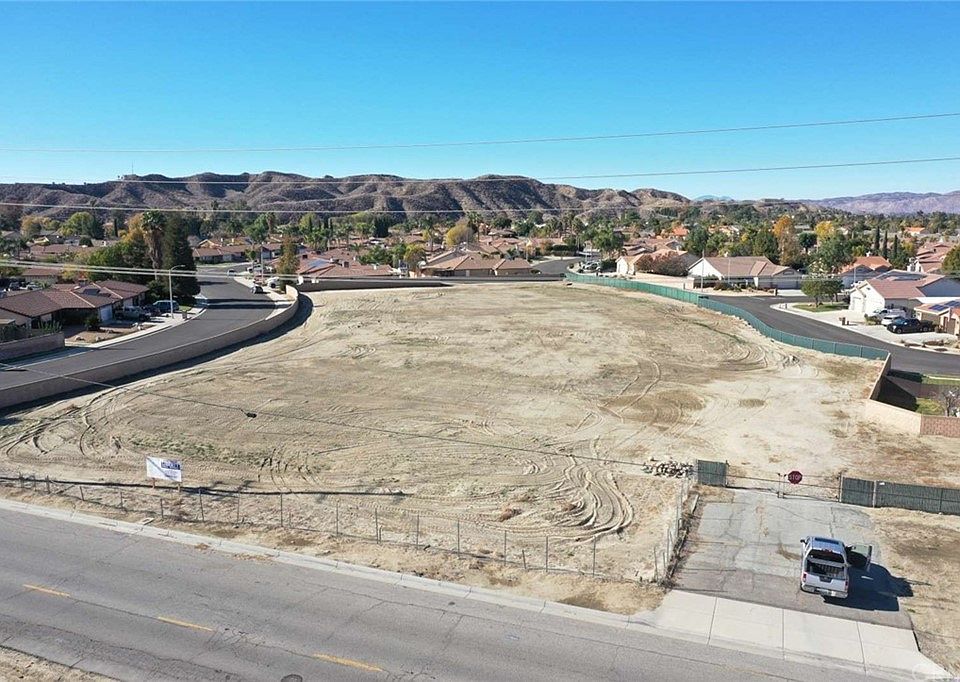 895 N Hemet St, Hemet, CA 92544 Zillow