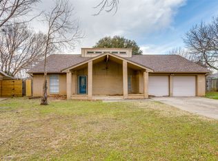 6513 Paula Ct, North Richland Hills, TX 76182