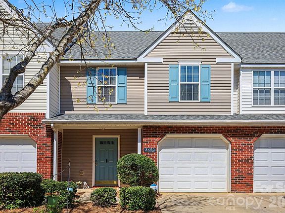 4th image of 8652 Robinson Forest Dr
