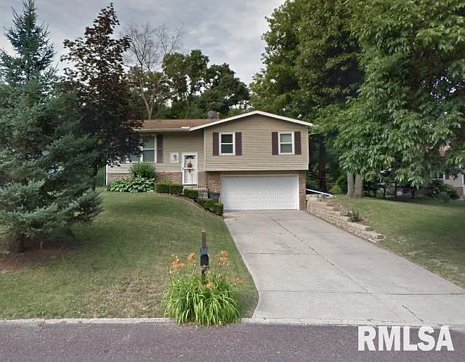 5937 N Tampico Dr photo 1