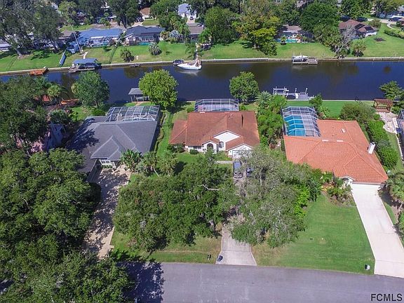 3rd image of 15 Carlson Ln
