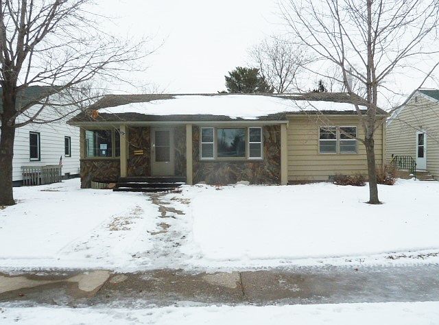 1st image of 1027 26th Ave N
