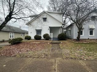 156 W High St, Circleville, OH 43113