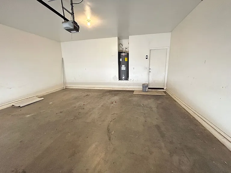 17218 W Country Gables Dr — Photo 11