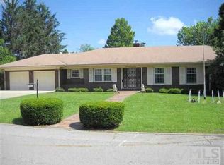 325 Springhill Rd, Danville, KY 40422