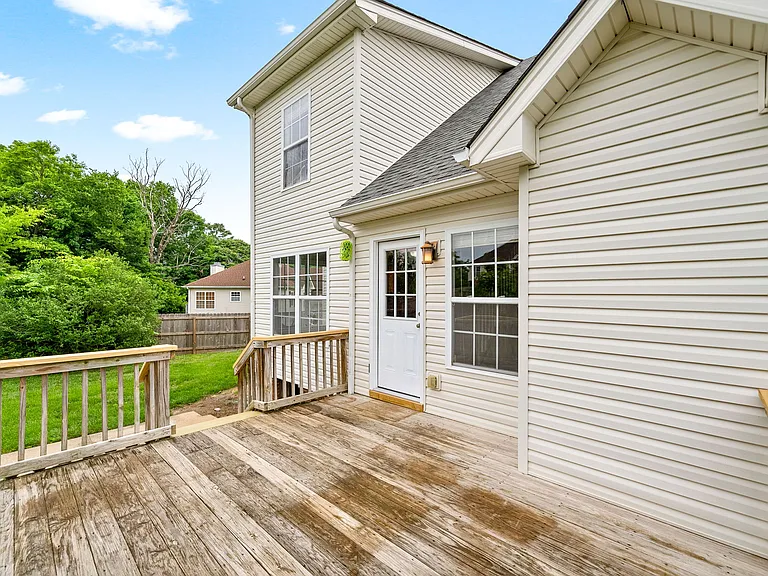 706 Shamrock Ct — Photo 31