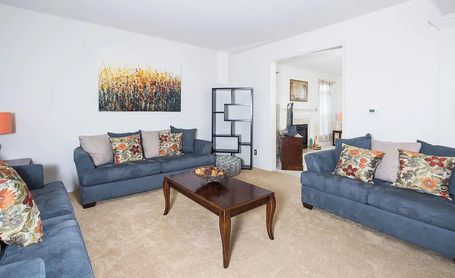 4 bed, 2.5 bath, 5125 sqft, $3,500 — Photo 4