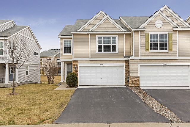 1st image of 15371 Foster Dr N