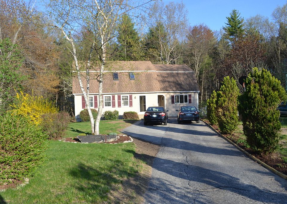 2nd image of 30 Packard Dr