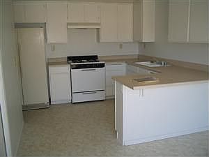 2nd image of 751 Higgins Rd APT 30