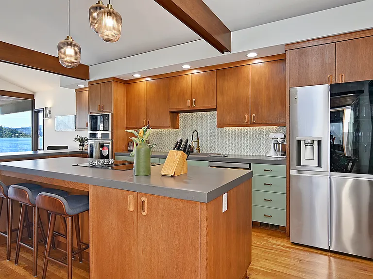 9620 Rainier Ave S — Photo 20