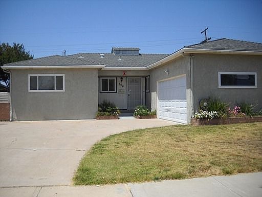1st image of 604 Sandalwood Dr