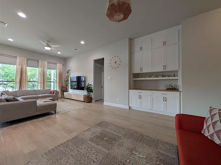 125 Whistling Willow Dr — Photo 13