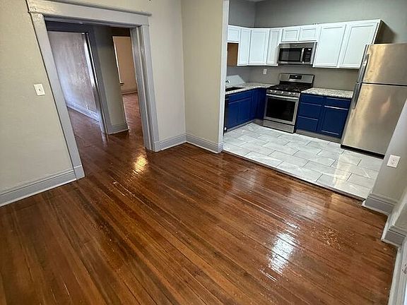 5th image of 414 Montgall Ave #2