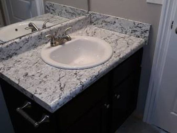 4th image of 907 Dallas St SW #10878059
