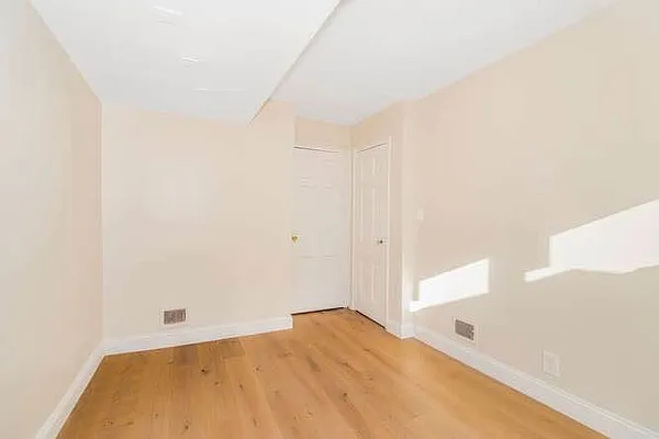 Rented by Blackstone Realty | media 8