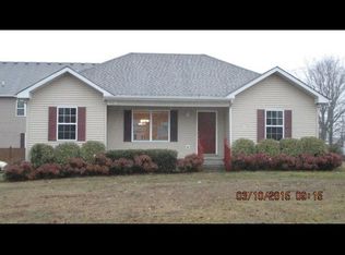 1001 Maple St, Greenbrier, TN 37073