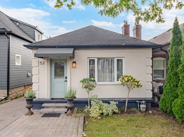 53 Bowie Ave, Toronto, ON M6E 2P4