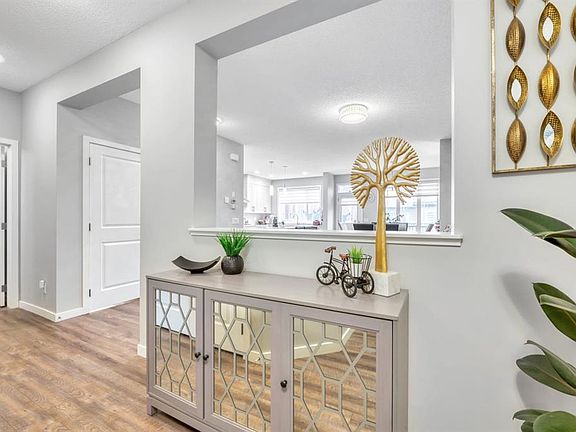 3rd image of 63 E Walgrove Way SE