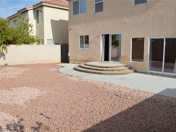 4th image of 914 Socorro Song Ln