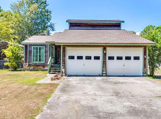 105 Canal St, Bonneau, SC 29431