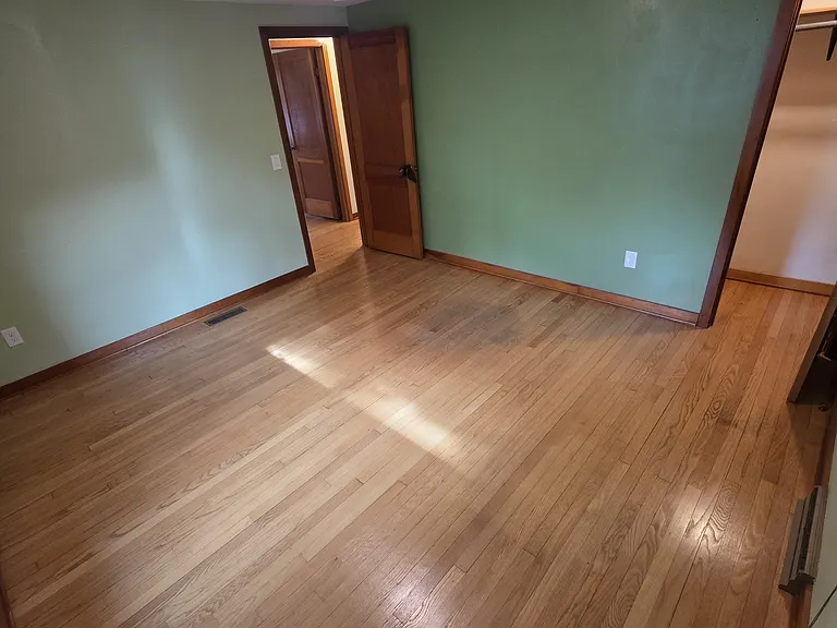 546 Hubbell St — Photo 21
