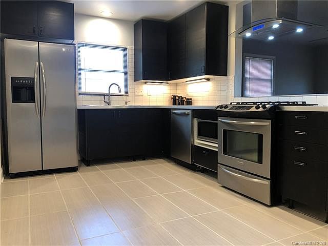 2nd image of 4416 Ridgeley Dr