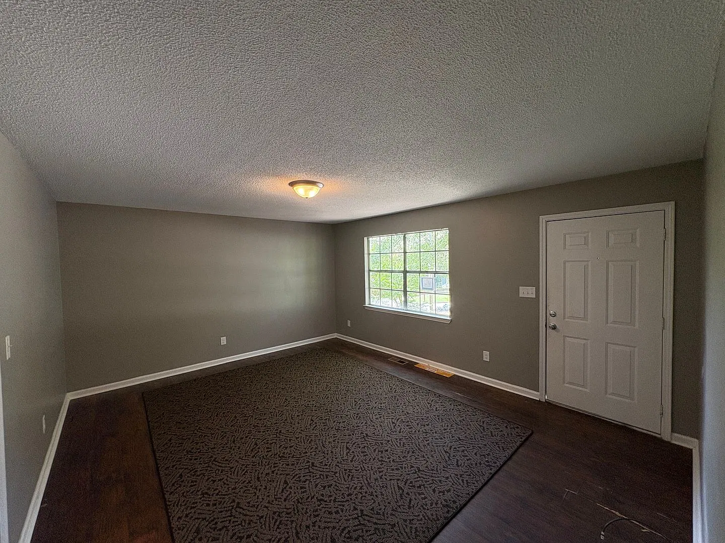 For Rent — Photo 3