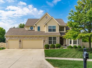 2881 Crosshurst Ct, Grove City, OH 43123