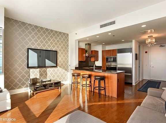 3rd image of 401 N Wabash Ave Unit 55c