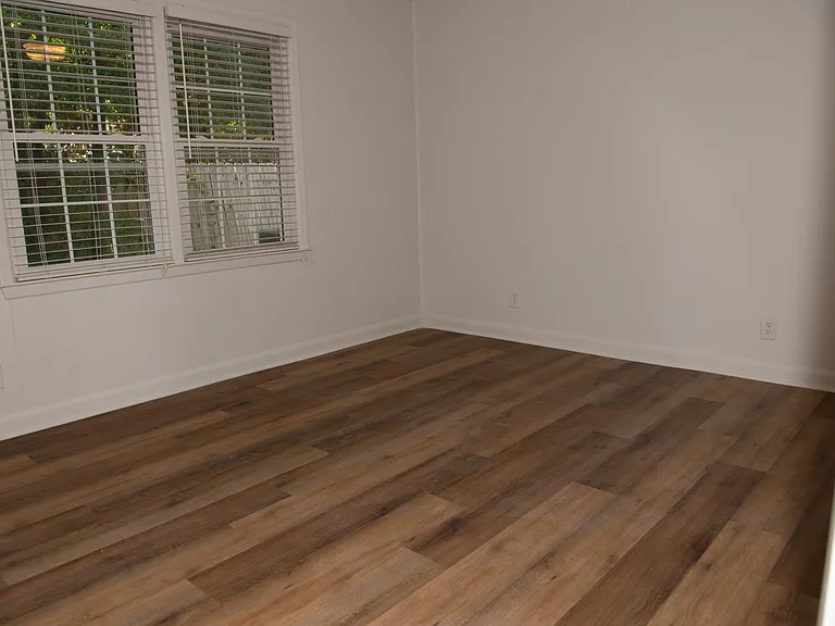 1203 Calais Dr — Photo 12